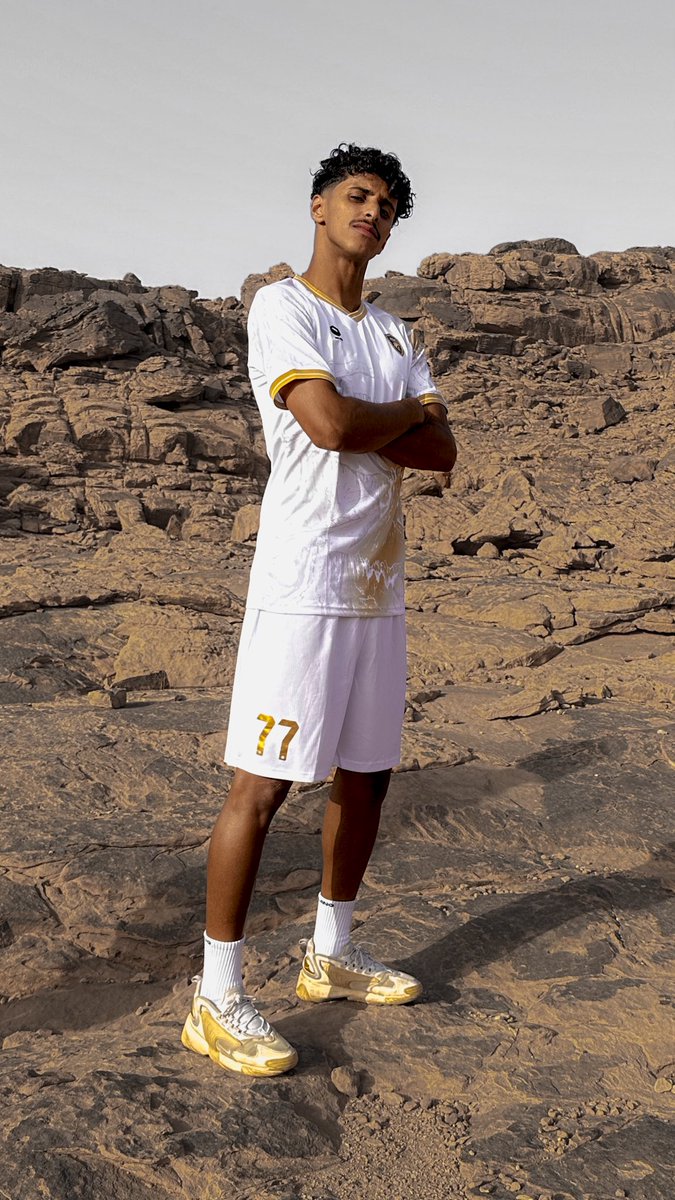 NEOMSportsClub's tweet photo. 📸📸

2023 - 2024 https://t.co/HHX1Xj37j8