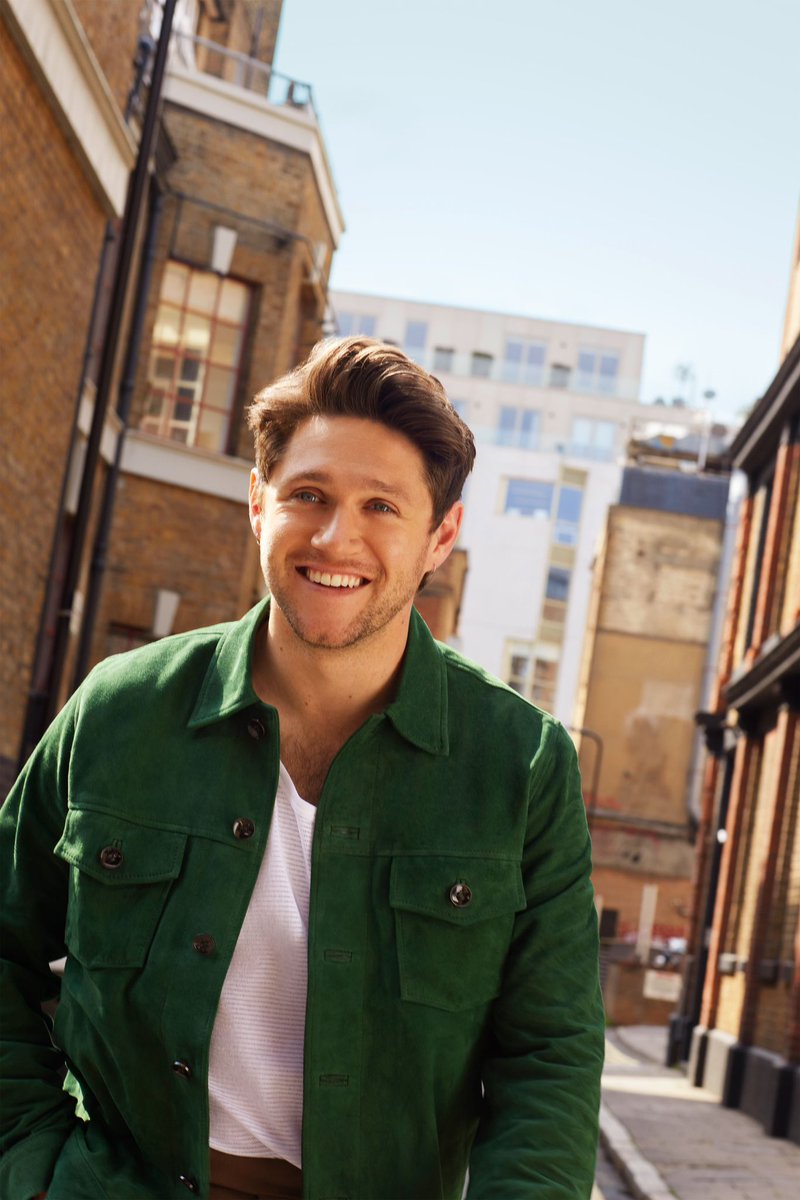 _missuniversity's tweet photo. Happy Birthday to the love of my life. Wishing you all the good things in the world and hoping that you’re happy and healthy. I love you. Always have, always will  💕#HappyBirthdayNiall #HappyNiallDay #Nialler https://t.co/Hh4ERJt0JI