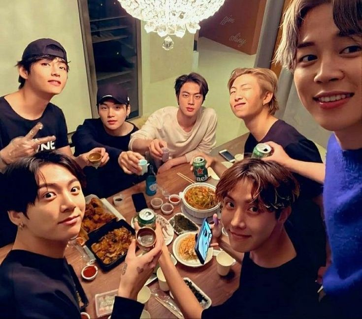 ot7selcaa's tweet photo. https://t.co/9jWJ4yJQn7