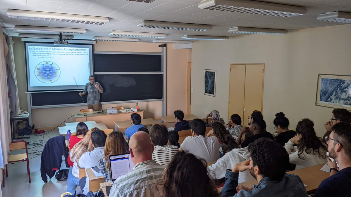 esonn_uga's tweet photo. ESONN'2023 continued with lectures on #nanoparticles for #bioscience,  #mosfet devices, #nanofab #technologies &amp; adv. #biophysics by O. Tagit (@FHNW), E. Sangiorgi (@Unibo), G. Villanueva, R. Hovius (@EPFL)&amp; J. Piguet (@KTHuniversity) @esonn_uga @UGrenobleAlpes @GrenobleINP @CNRS https://t.co/ILhQLIWb2c