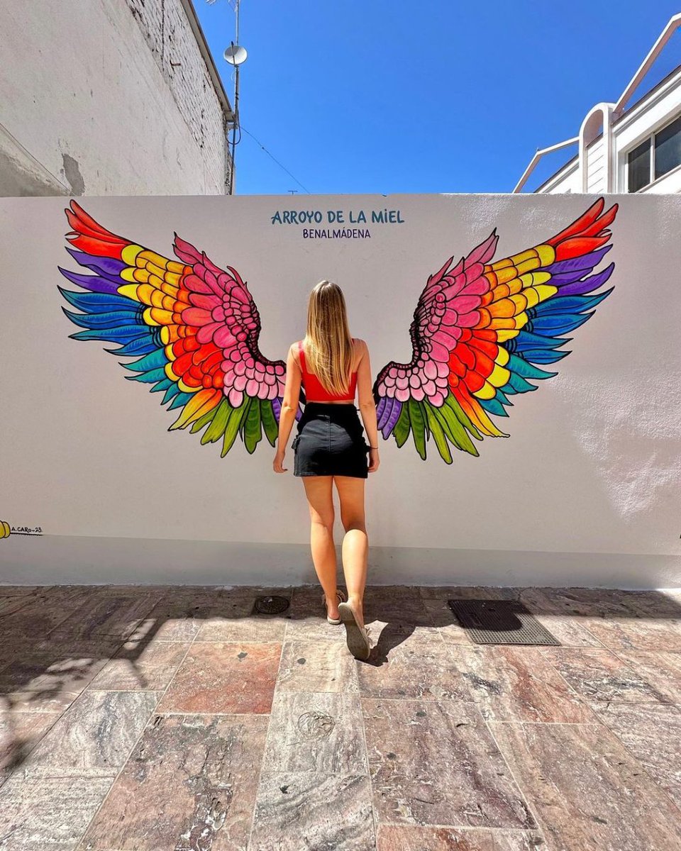 😍 En #Benalmádena tenemos rincones que te harán volar 🧚
Presume de selfie 🔝 en #ArroyodelaMiel
#lovingBenalmádena ❤️ 
📸 @welovebenalmadena
#VenABenalmádena #costadelsol #benalmadena #andalucia #malaga #málaga #españa #lovingbenalmadena #puntoselfie #selfiepoint #hazteunselfie