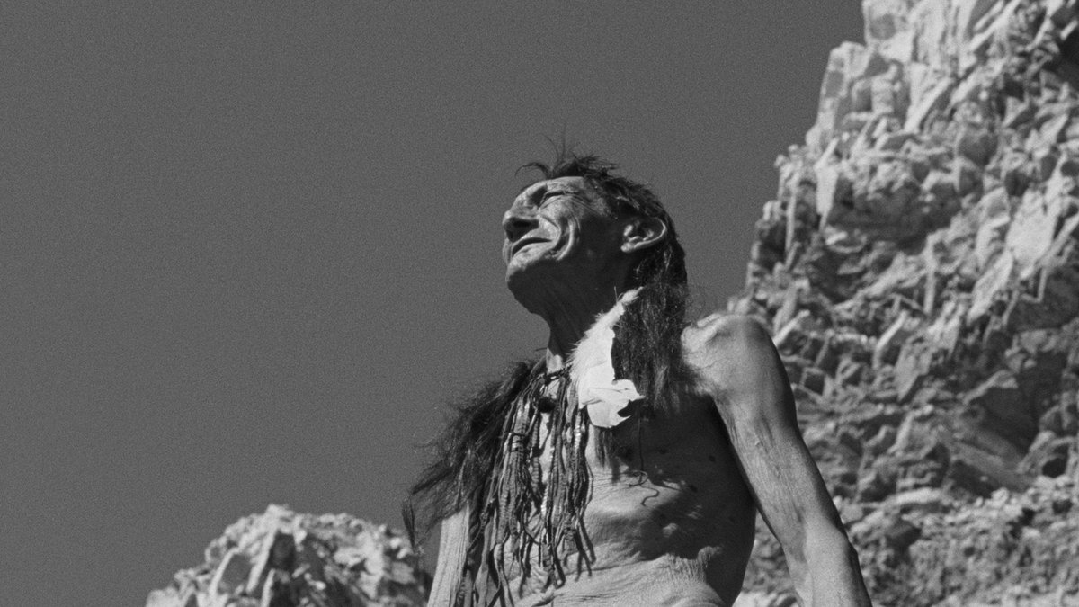 BlackCanvas_FCC's tweet photo. Nos complace en anunciar, en conjunto con @SomosPiano y #WooFilms, que el más reciente trabajo del celebrado cineasta argentino Lisandro Alonso, "EUREKA", estrenada en el @Festival_Cannes, será la película de inauguración de nuestra 7ma edición
+info: https://t.co/Xkfq11FI8X https://t.co/LUCGHeyuxU