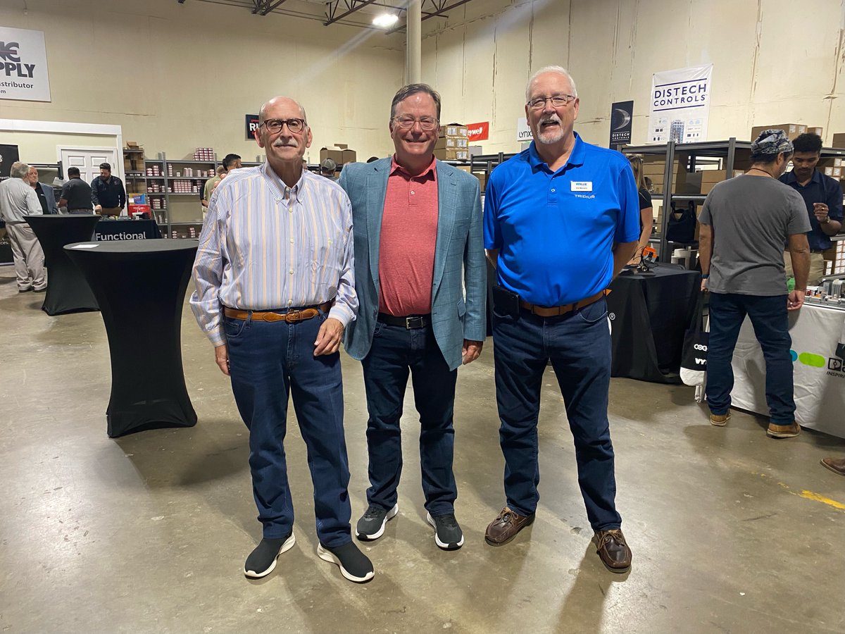 📷 LEGENDS SIGHTING at our Dallas Open House - Marc Petock, Lynxspring, Inc., Scott Cochrane, Cochrane Supply &amp; Engineering &amp; Ed Merwin, Tridium, are together celebrating our new location!

#buildingautomation #dallas #hvac #MechanicalContractors #hvactechnician #controlsystems