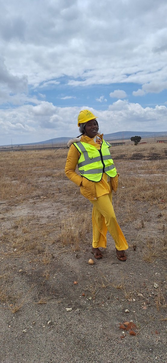 DMugalizi's tweet photo. I am not afraid to do Tree growing in the arid lands of Kenya, where competition for water is acute in the most fragile ecosystems, made more so by periodic droughts and increasing overexploitation of meagre resources. Join in as I celebrate my birthday through tree growing!! https://t.co/PqNAF8629H