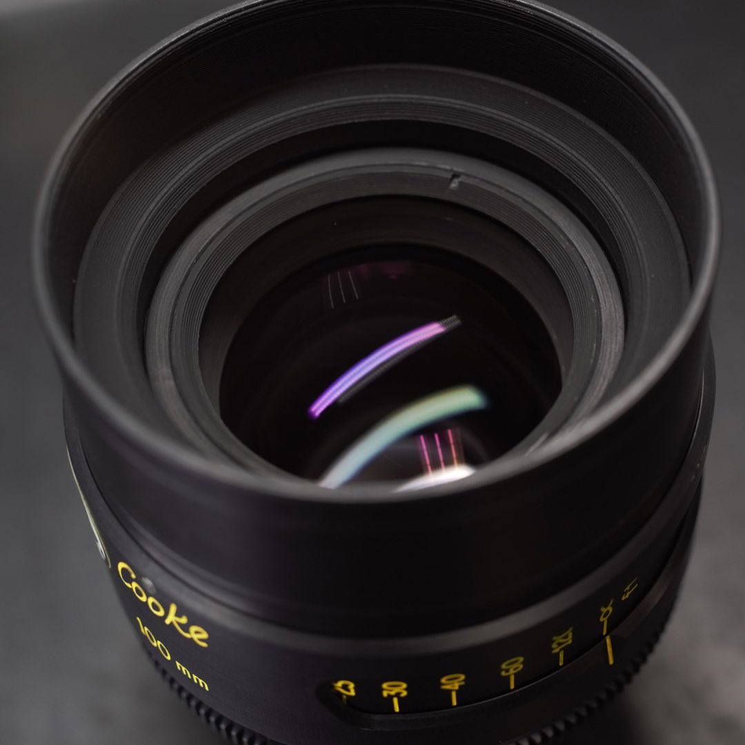 DuclosLenses's tweet photo. Before & After! This Cooke S4 came in with damage to the front and second elements. Left looking like new! 😍🤩
#ducloslenses #lensguts #cinematography #cinematographer #filmmaking #filmmaker #lenstech #lensservice #lensrepair #cinelens #cinemalenses #cinemalensrepair #stayfocused #lensgeek #beforeafter