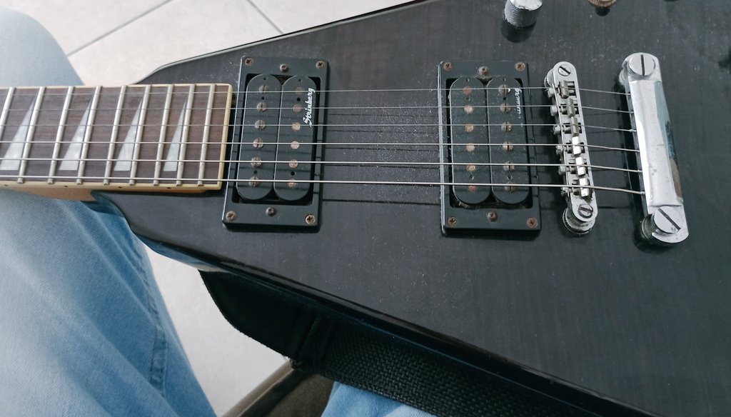 ARTEY_ARTEX's tweet photo. My new companions ready
#newguitars #strinberg #washburn #stratocaster #flyingv #bgs #SonicFrontiers #TheTown2023 #artezsudakaz #arteyartex #metalventcover https://t.co/uEvBb3bQWo