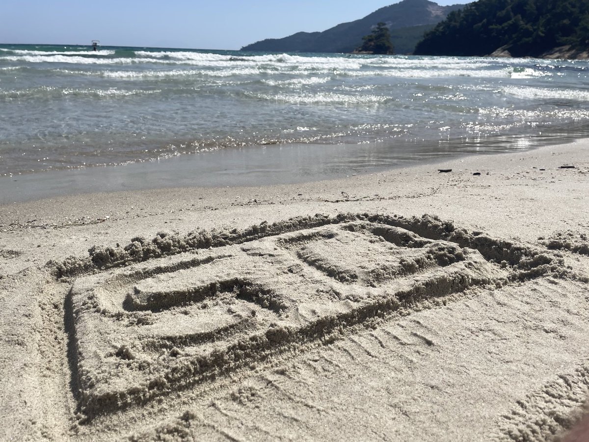 Seal One tweet media