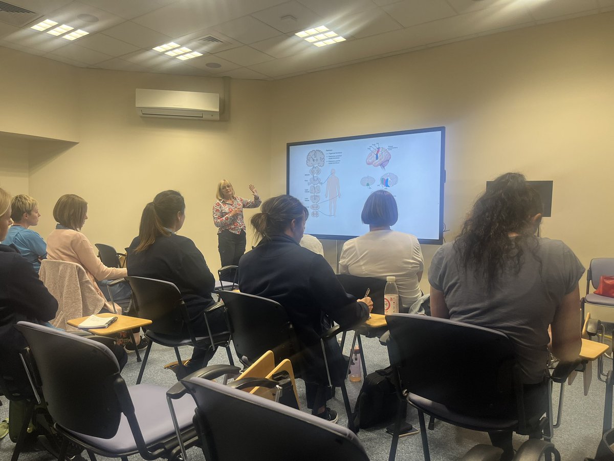 Cara_L_Murray's tweet photo. Thank you Debbie for sharing your knowledge and experience at the #LanPhysio Stroke/Neuro Care Group Education Session today. Great to have colleagues from acute stroke, community neuro and brain injury team in the room together. https://t.co/I8eTwpAP3C