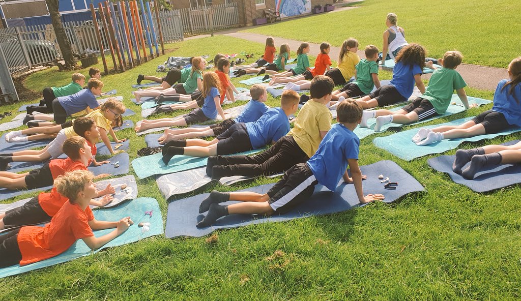 JCAWakefield's tweet photo. This afternoon, Year 6 have enjoyed a fantastic Yoga lesson outside. We concentrated on our surroundings, nature and gratitude for things in our lives. #JCAPSHE #wellbeing #JCAPE https://t.co/2R1a3aFegA