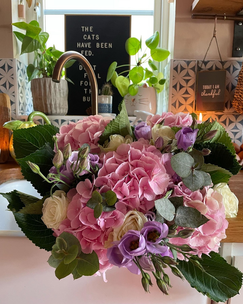 Prestige Flowers tweet media