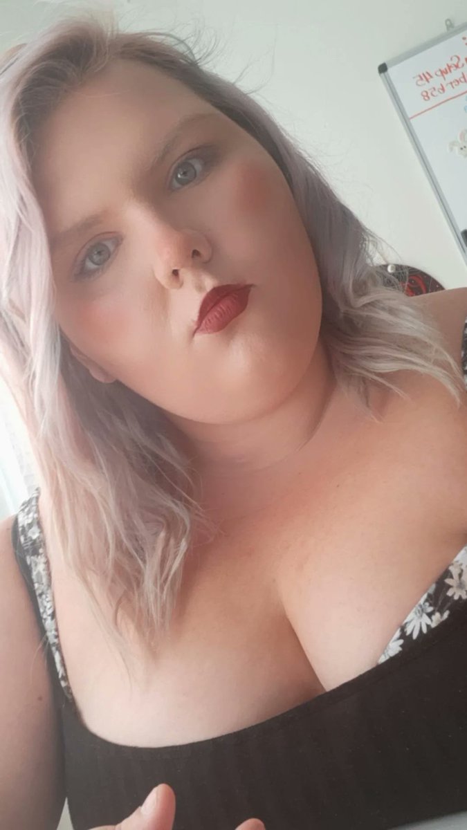 YarosKelly's tweet photo. Whos #buyingcontent im #sellingcontents  if anyone wants a sexy bbw #bbw #THICK
#selling_content #buying_content https://t.co/hlu4O07WFa
