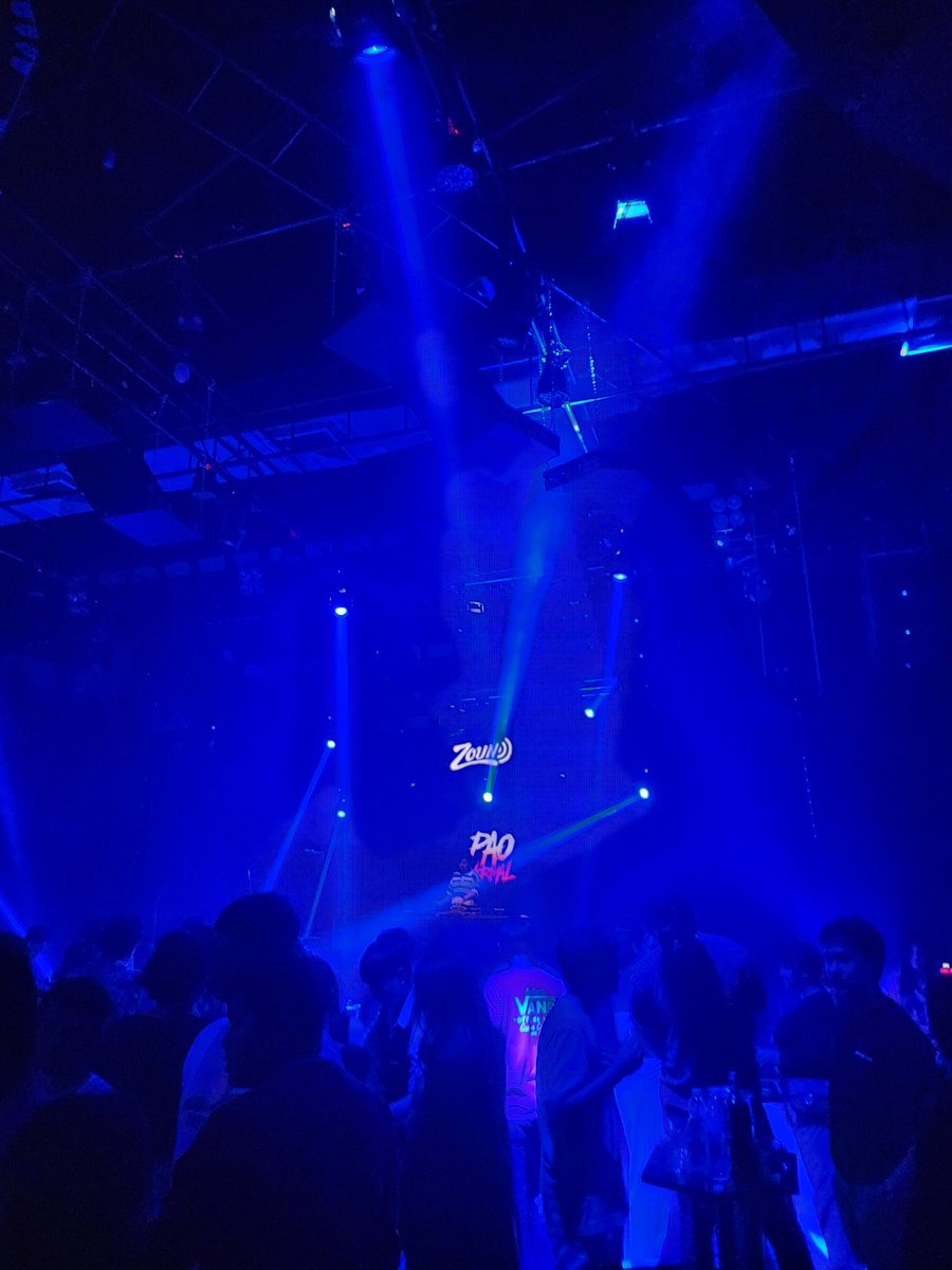 FlyingRealman's tweet photo. Party time.
#หาดใหญ่ https://t.co/FyaKbKR4lA