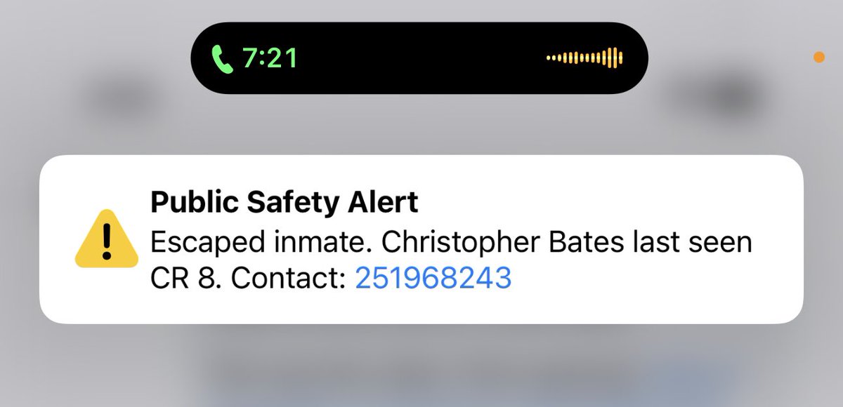 jjpetersen's tweet photo. Another  #PrisonBreak
🚨#ESCAPEDINMATE🚨 
Alabama inmate Christopher Bates, serving 20 yrs for robbery, discarded clothing, escaped from work detail this morning in #GulfShoresAL 
possibly stole a bike.
Last seen CR8
Black Male 5’4” 144 #, black Hair brown eyes tattoo gold teeth https://t.co/qOYrlTdoh4