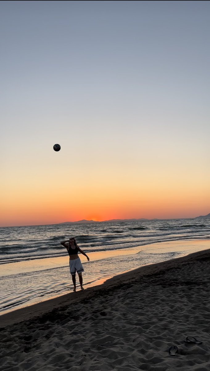 thinline_8's tweet image. Bye bye estate