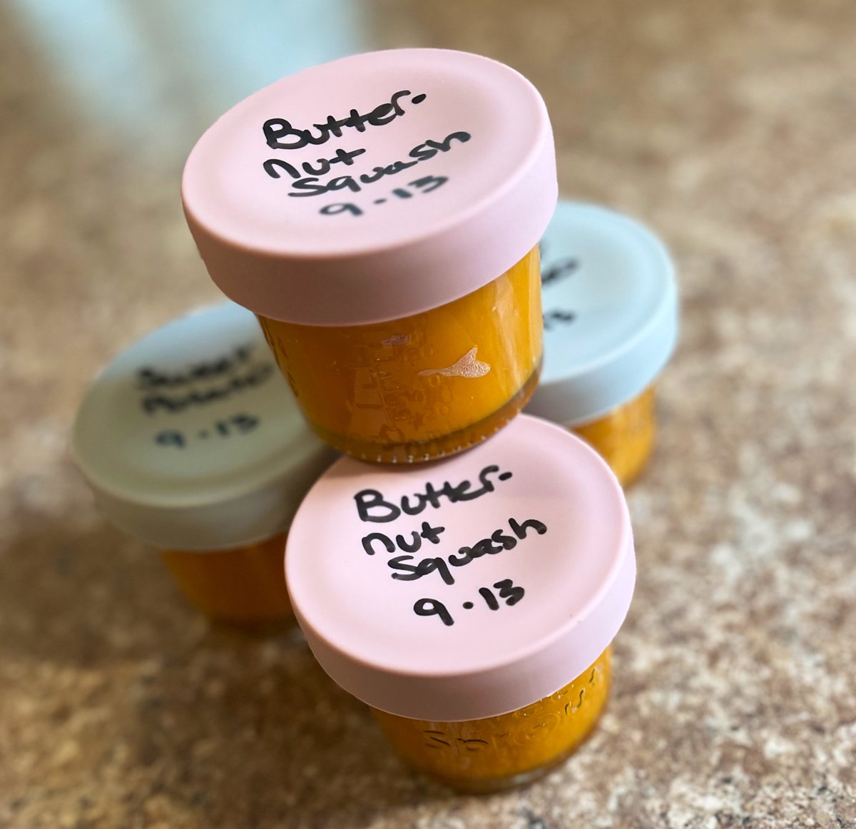 jenkovalov's tweet image. Easy. Peasy. Homemade baby food. 💗 #BabyPurees #MadeFromScratch