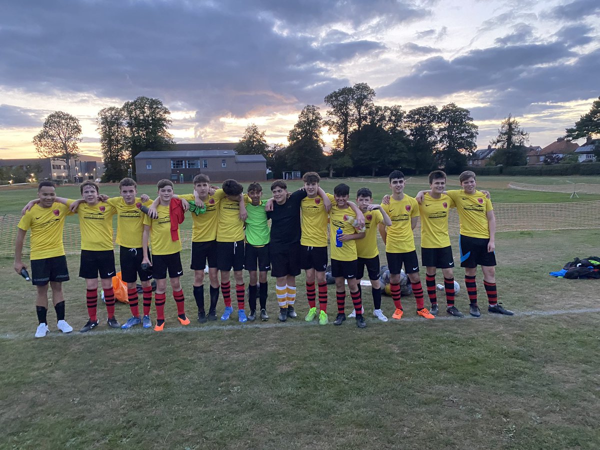 2-3 <a href="/CDJFL1/">C&DJFL</a> U15 away win representing <a href="/twforesters/">TW Foresters FC</a> Finished in the gloom but fantastic effort from the group. Hung in for last 15 mins having been 1-3 up and coasting. #youthfootball #kent #tunbridgewells
