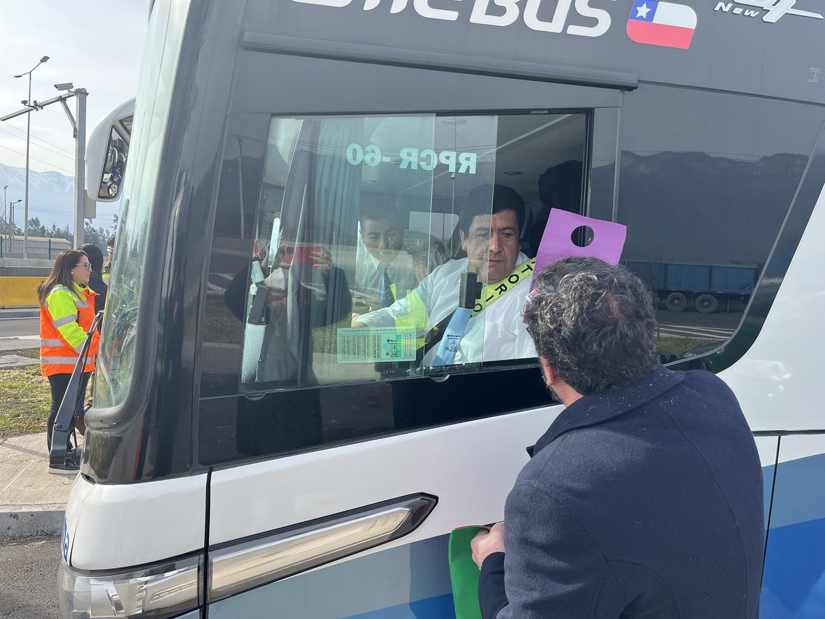 sendaohiggins's tweet photo. ➡️ El director regional, Carlos Leyton, participa con programa Tolerancia 0, en el control de fiscalización organizado por #CORESET liderado @MTTOhiggins , en conjunto con @Fisca_MTT , @conaset, @ISLOHiggins en el pesaje Los Lagartos, en la comuna de San Francisco Mostazal. https://t.co/434cAXQ99q