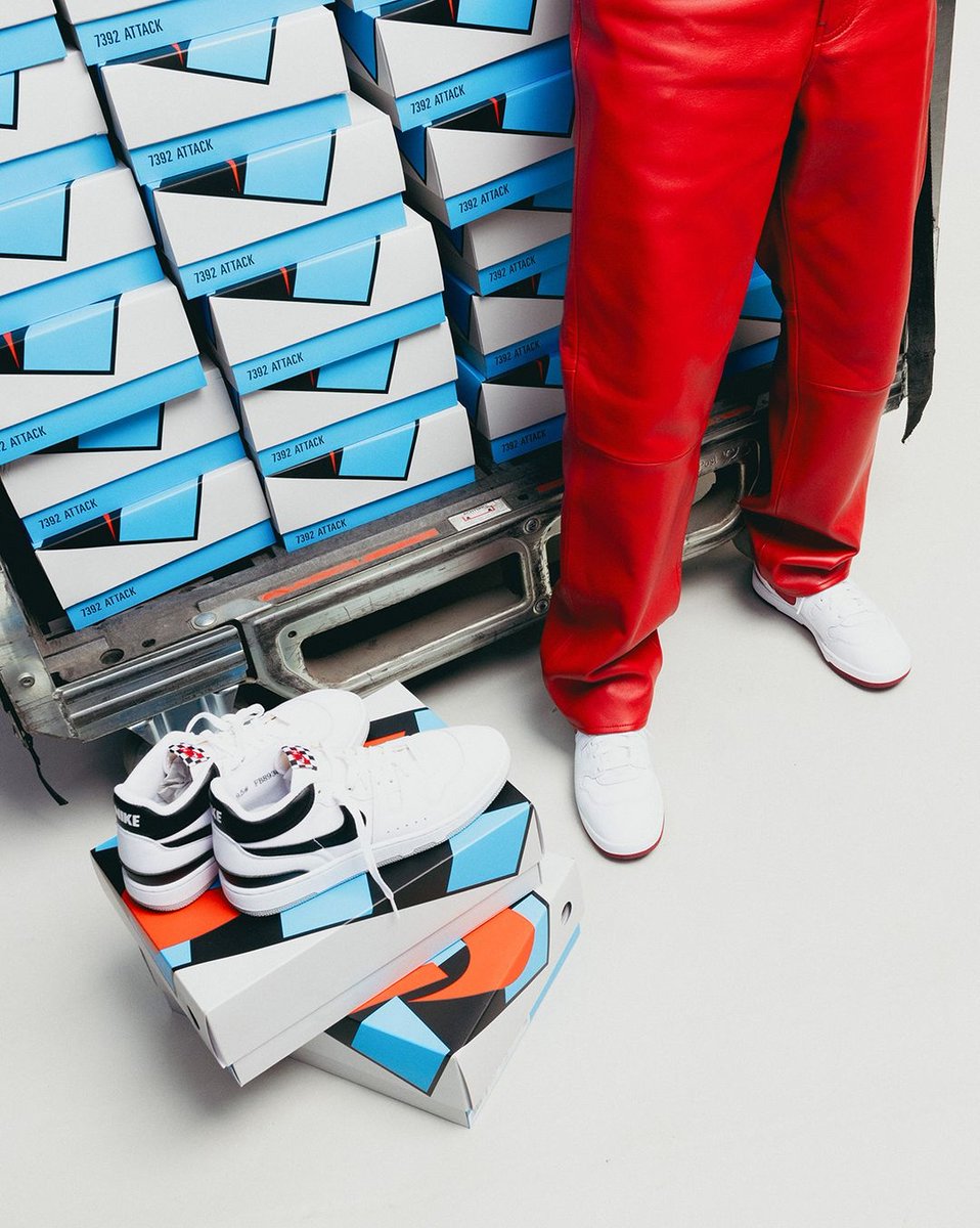 thedropdate's tweet image. RELEASE REMINDER: NIKE AIR MAC ATTACK BLACK/WHITE dropping tomorrow morning from 8AM. Check the link for stockists info - dropd.at/bDkK3y

📸 : @asphaltgold

#nike #macattack #thedropdate