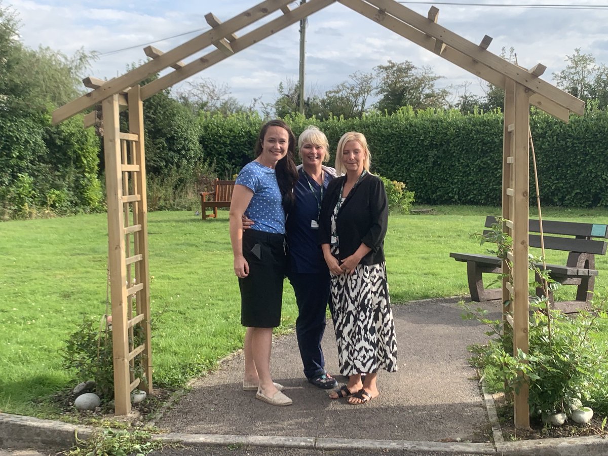 BrynawelRehab1's tweet photo. Delighted that our partnership with Pencoed Medical Centre has won the Welsh Pharmaceutical Awards ‘Management of Substance Dependency’ award. Offering community #detox this #partnership shows that #primarycare and #thirdsector can deliver meaningful #recovery #alcohol #rehab 👏🏻 https://t.co/fuwsRymQEq