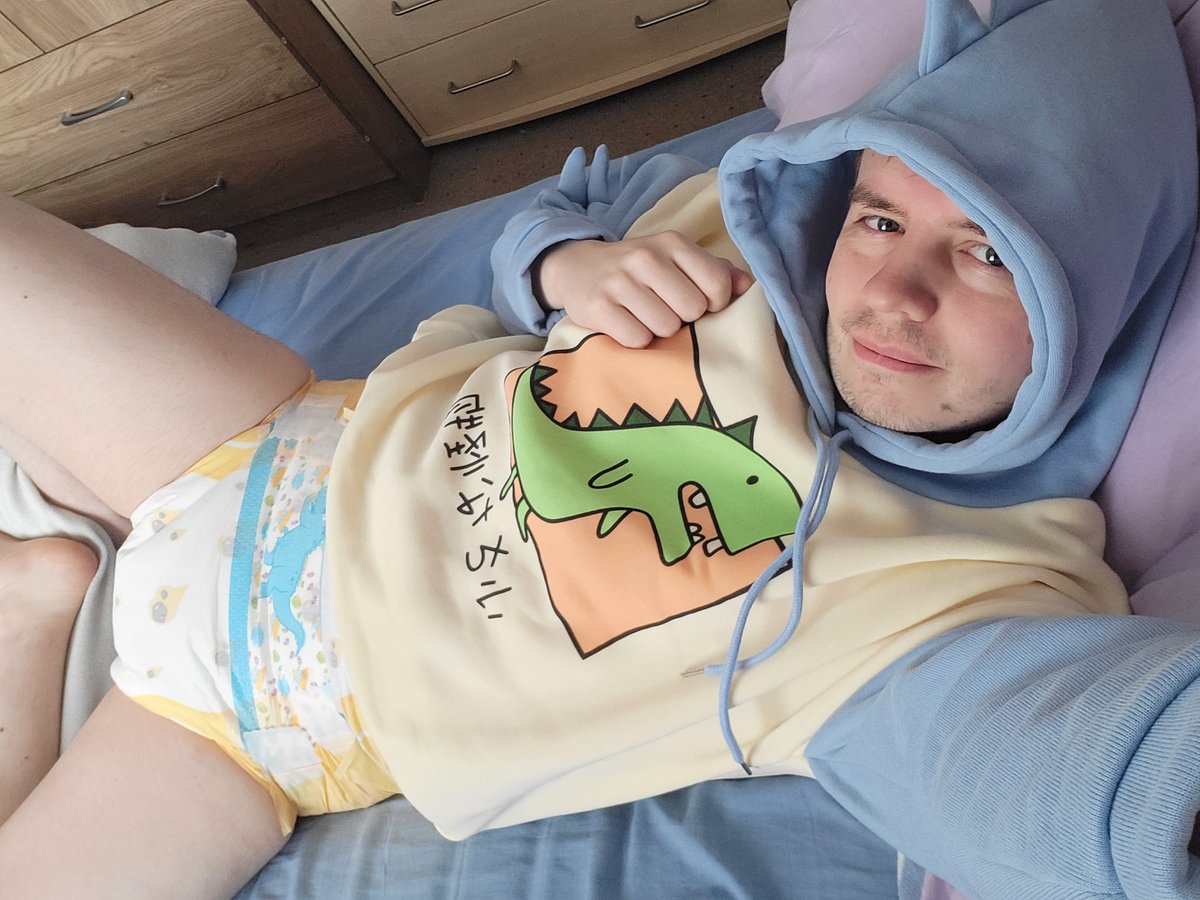 JimJamABDL's tweet photo. Rawr!!!!!!  I'm a BIG Dino https://t.co/f7pTyXSNKV