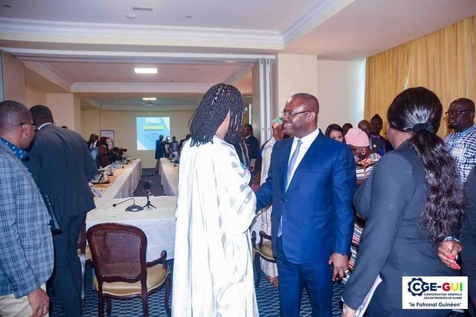 cge_gui's tweet photo. Ce 12 septembre 2023, la Ministre Rose Pola Pricemou a présidé une consultation nationale sur l’atteinte des ODD en Guinée d’ici 2030, M. #Kerfalla_Camara, Premier Vice-président du Patronat et Mme #Maria_Diané, Secrétaire Générale ont participé à ce rendez-vous à l’hôtel Palm. https://t.co/59FemneG6t