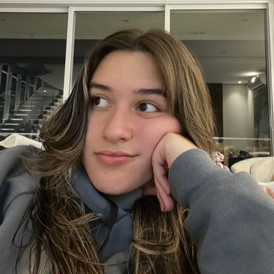 rezendog's tweet photo. #NuovaFotoProfilo slá só pra mudar, mas vou continuar sumida https://t.co/fB6qDF9NnV