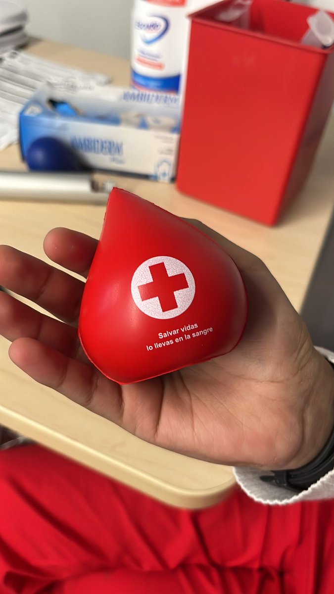 🚨Necesitamos urgentemente donantes de sangre de todos los tipos para ayudar a los pacientes en su tratamiento y recuperación. 🩸

Ayúdenos y seamos parte de esta causa programando una cita para donar sangre 👇
donacionsangrecruzrojamexicana.org.mx