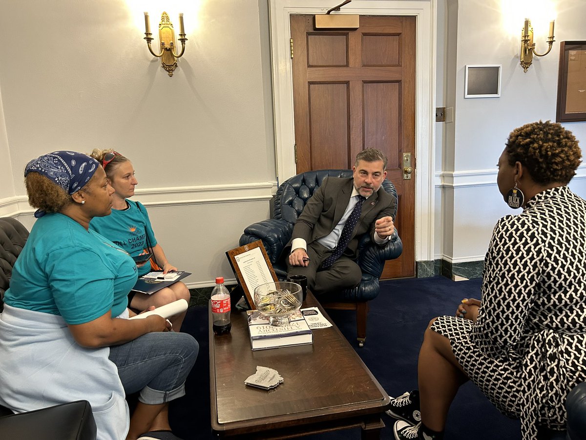 Members from our affiliate, <a href="/BuildFreedomOH/">Building Freedom Ohio</a>, sat down with <a href="/RepMikeCarey/">Congressman Mike Carey</a> to discuss what he’s done for #VotingRights and #AffordableHousing and what’s left to do to make sure housing and voting resources are readily accessible to felony-impacted folks.