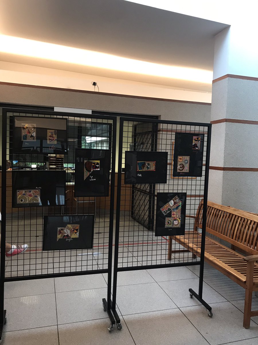 Dernière semaine pour admirer les  œuvres des élèves hospitalisés au <a href="/CHU_de_Poitiers/">CHU de Poitiers</a> #PictonWax