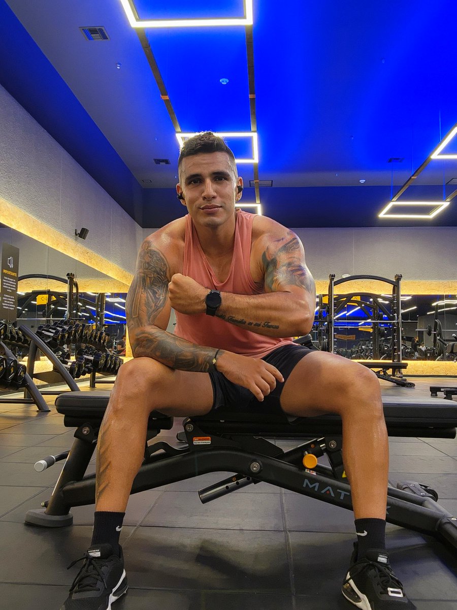 JuanPaMurillo27's tweet photo. ¿Ya entrenaron?
*Recuerden que el mejor PF soy yo, no duden en contactarme si quieren lograr su objetivo.
+573005212405.
#TeamJPM 💪🔥 https://t.co/CvXhas7mVJ
