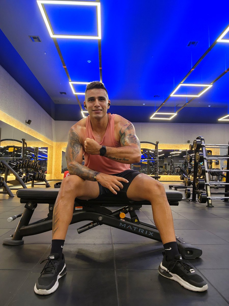 JuanPaMurillo27's tweet photo. ¿Ya entrenaron?
*Recuerden que el mejor PF soy yo, no duden en contactarme si quieren lograr su objetivo.
+573005212405.
#TeamJPM 💪🔥 https://t.co/CvXhas7mVJ