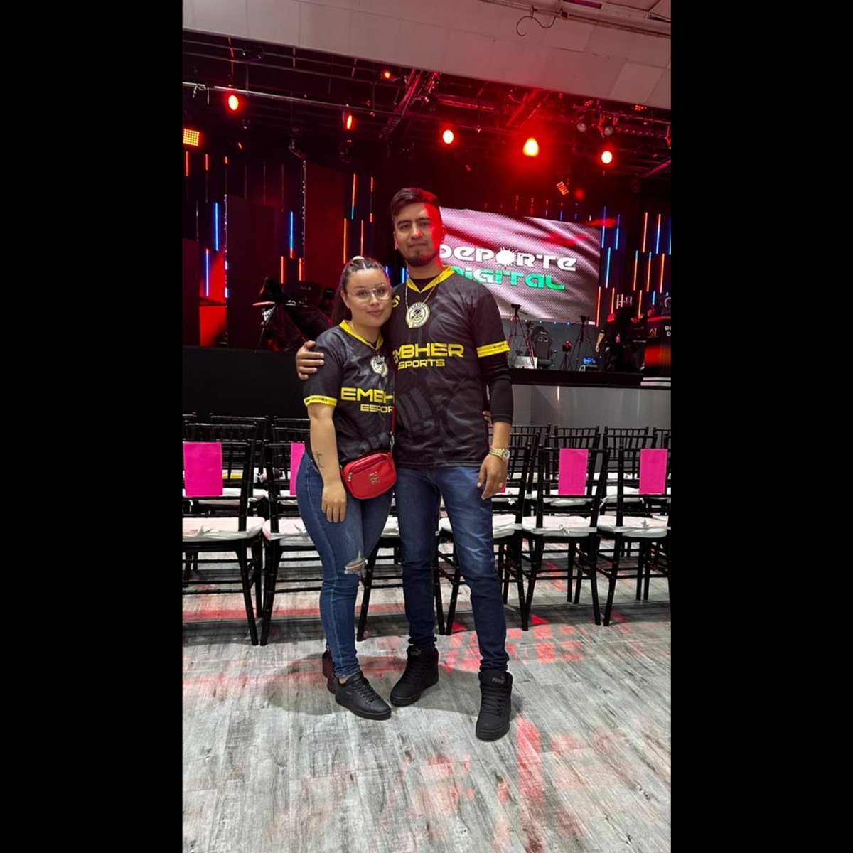 Gracias por apoyarme ❤️‍🩹

👑 <a href="/HzallyMart11/">Hzally</a> 
👑 <a href="/EsportsEmbher/">EMBHER ESPORTS</a>