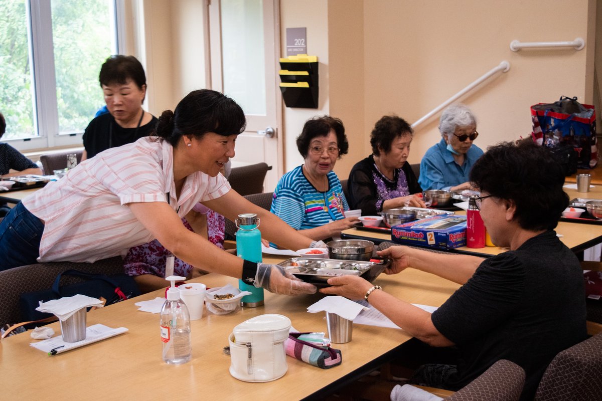 PASSi_us's tweet photo. At PASSi, we always focus on providing nutritious, dietitian approved, culturally-attuned meals for our seniors.

Today at Jubilee Center, our seniors had some steamed pork, seasoned spinach, cabbage, kimchi, and a spicy tofu soup for lunch. 

Here are some photos! https://t.co/9pkmhMYiXU