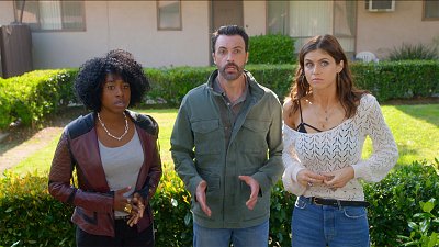 Britinlove1's tweet photo. I can't believe I never watched this.  2 episodes in, and I am hooked. Thank you, @BritinLoving
I love how it has the three timelines, 1963, 1984, and 2019.  #WhyWomenKill https://t.co/OsMRSOxIQm