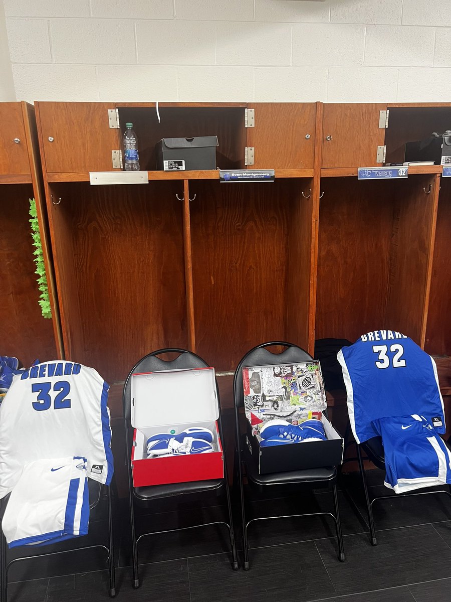 Evan Montgomery tweet media