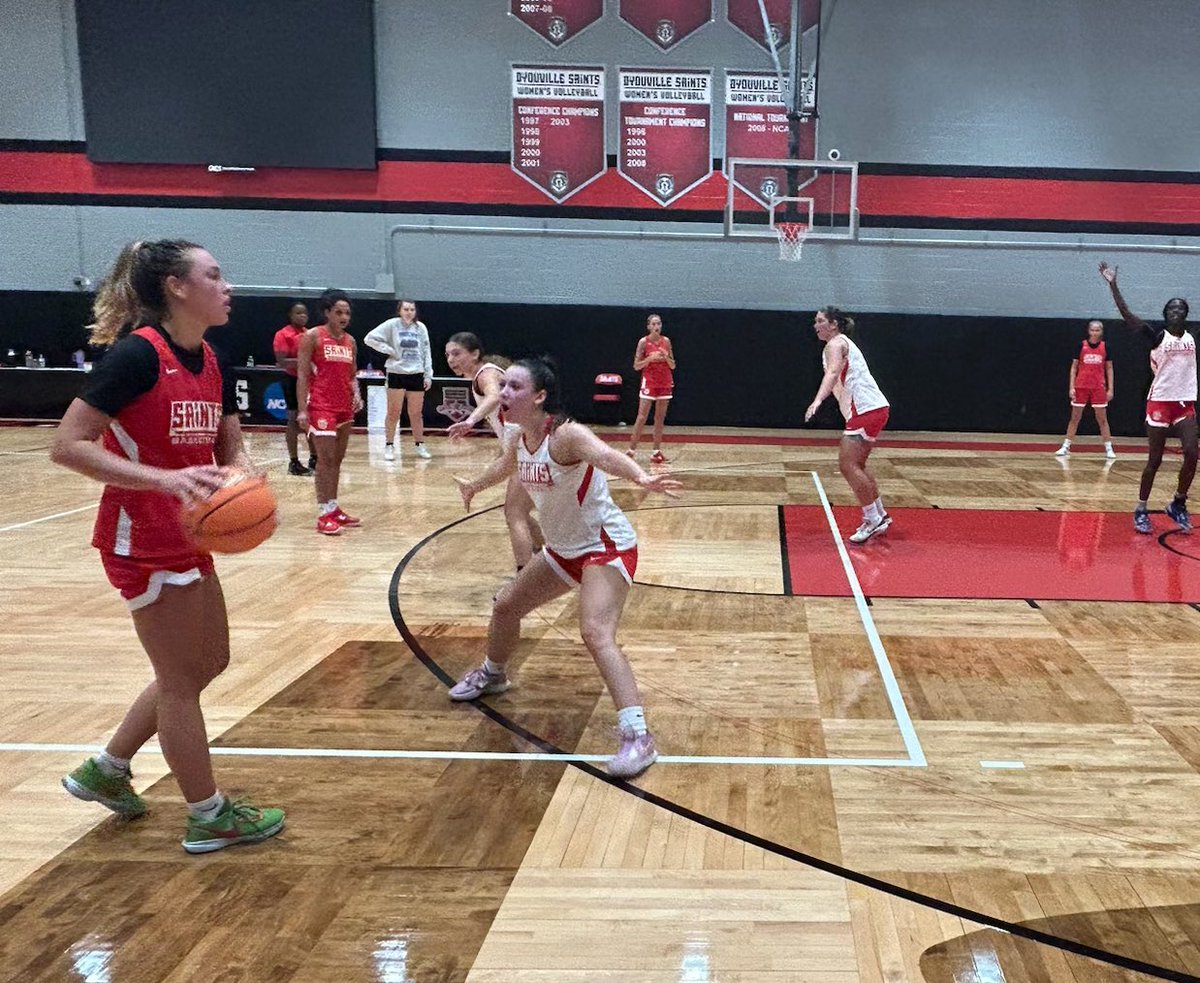 D'Youville University Women’s Basketball tweet media
