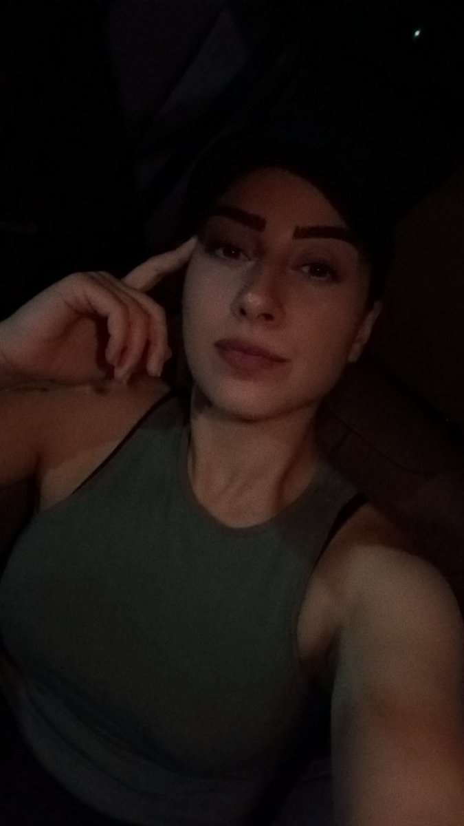 RabiaaKyk's tweet photo. #dark #night #goodbye https://t.co/oVw1RTlyVr