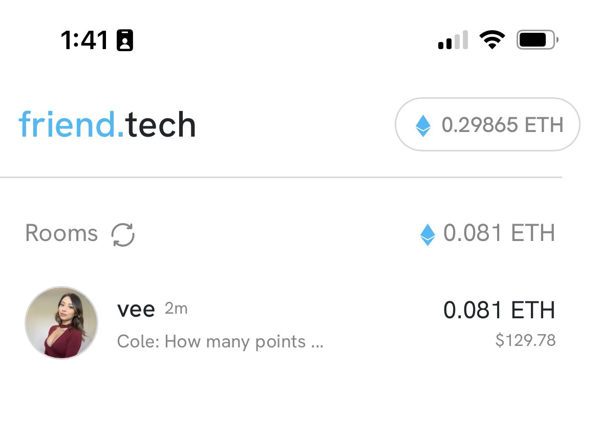 vee tweet media