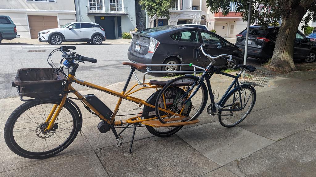 usa4's tweet photo. 7 years, 12,000 miles, 2 motors, 3 batteries. #whatabikecando #yubamundo #bikelove https://t.co/QVoGRX8ZRm