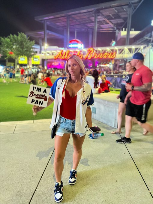 Go Braves!!!! https://t.co/V1eK0R06Vc