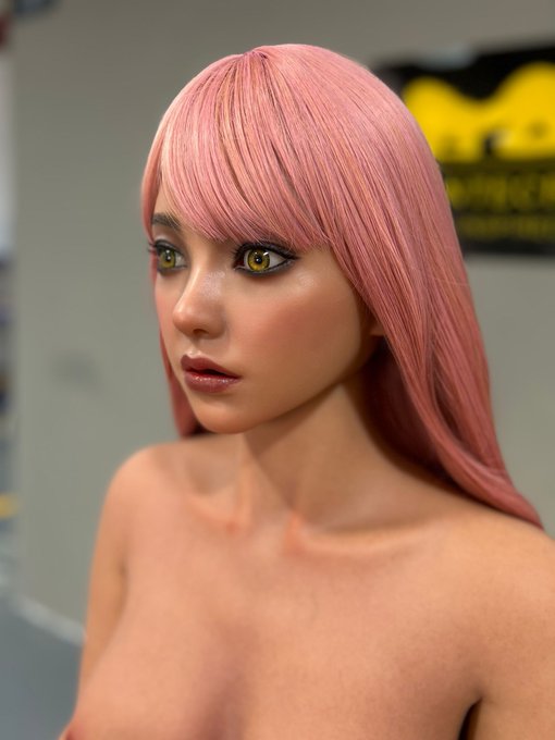 Factory photos of our new Irontech "Real Lady" Sex Doll. Meet Eileen, she'll be shipping soon 😍 https://t