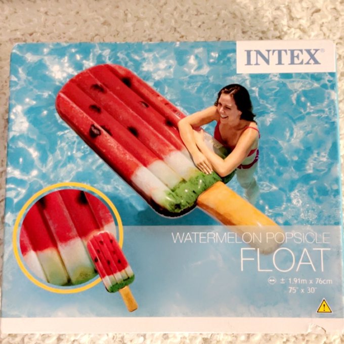 Who wants to watch me blow this up with my mouth?  #inflatable #pooltoy #plastictoy https://t.co/U0H<a href="/tag/inflatable"class="tags"><span>#inflatable</span></a><a href="/tag/pooltoy"class="tags"><span>#pooltoy</span></a><a href="/tag/plastictoy"class="tags"><span>#plastictoy</span></a>