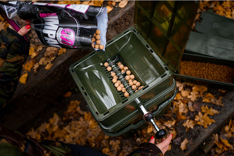 Casting a Line: Angler's Bait Crusher Preferences Survey （RidgeMonkey / Korda /Bait-Tech Krusha/NGT/Gardner/ Krusher Boilies Crusher/CTEC/Prologic /Nash） 1. Have you ever used any bait crusher brands? If yes, please list the brands and models you've used. 
#BaitCrusher #Boatman