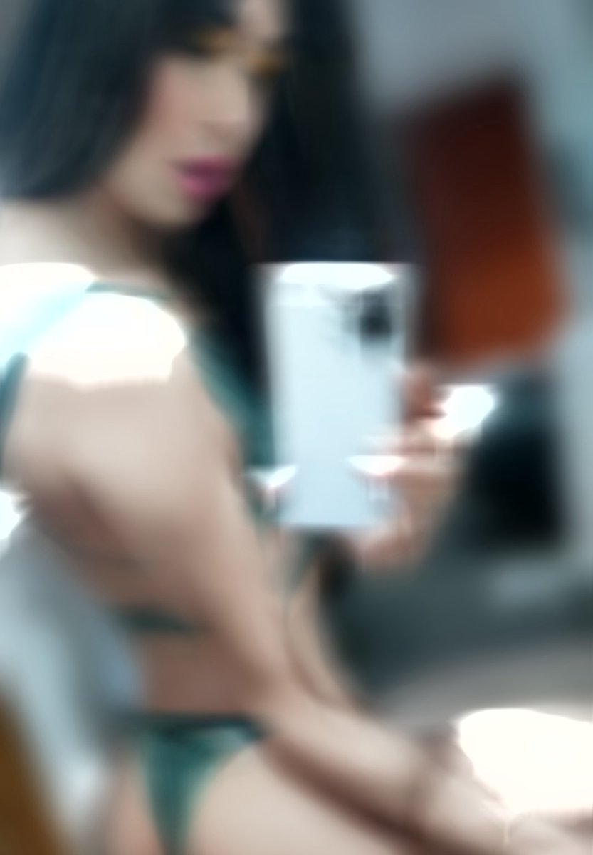 NemVVega's tweet photo. °°Con él me vuelvo Loca🤯, de amor❤️ y placer❤️‍🔥... 
Sabe que con tan solo fijar su mirada perversa😈, me alborota las hormonas y mis demonios de rodillas se han de poner🙏🏻...°° https://t.co/FlDHvbxFEZ https://t.co/Pybo5oDe0K