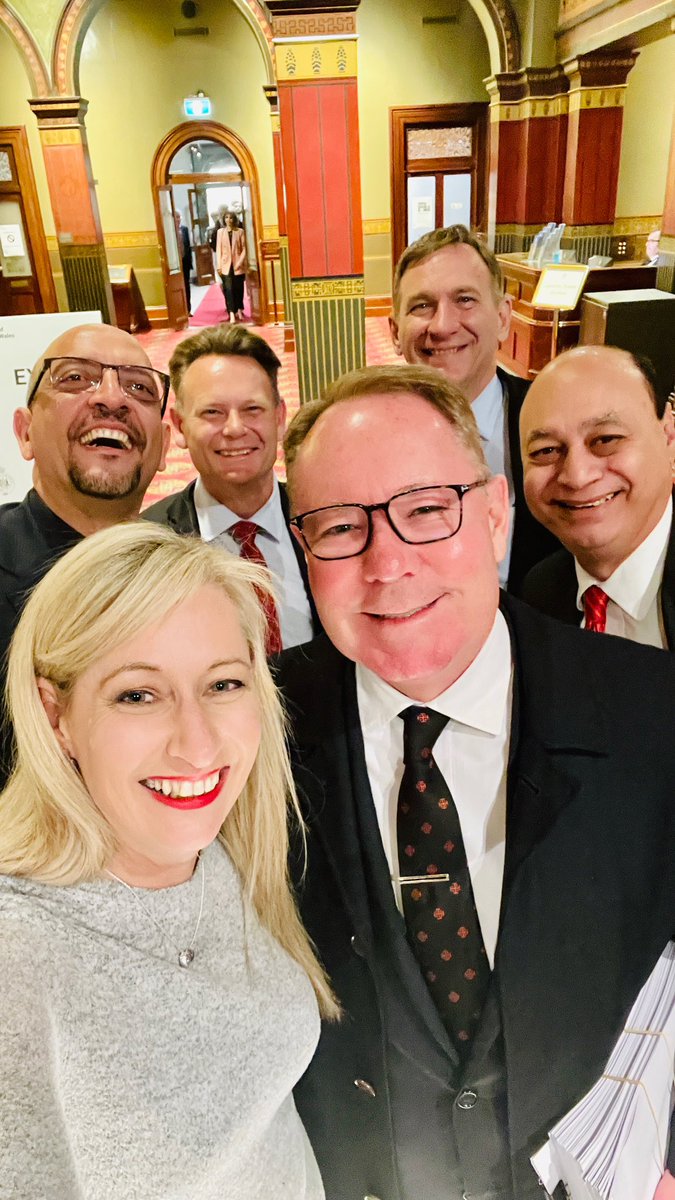 When you drop into #NSWParliament to see 1 local state minister &amp; you run into all 4 &amp; local business friend Farid of <a href="/ATPaccounting/">Farid Zaki</a>! 😂🤣

<a href="/hugh_mcdermott/">Hugh McDermott MP</a> - you’re all very fortunate to call this historical #inspiringplace ‘your office’.

#localcommunity #behindthescenes