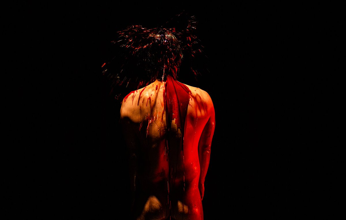 JTTE 2023 FESTIVAL ARTIST ANNOUNCEMENT

Jian Yi

JTTE Festival Artistic Director follows up their Made in Scotland showcase run at the Edinburgh Festival Fringe of Weathervanes - with a new performance art and dance piece - Cloud States, which premieres on Sunday 24 September.