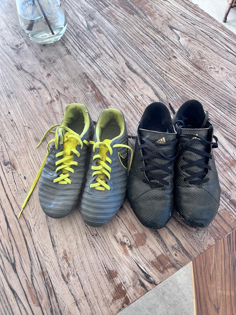 Eisenhaur79's tweet image. Thank you to the Jensens!
Another pair of boots into the collection.
#BootsCollection #PayItForward #Recycle #KidsInNeed