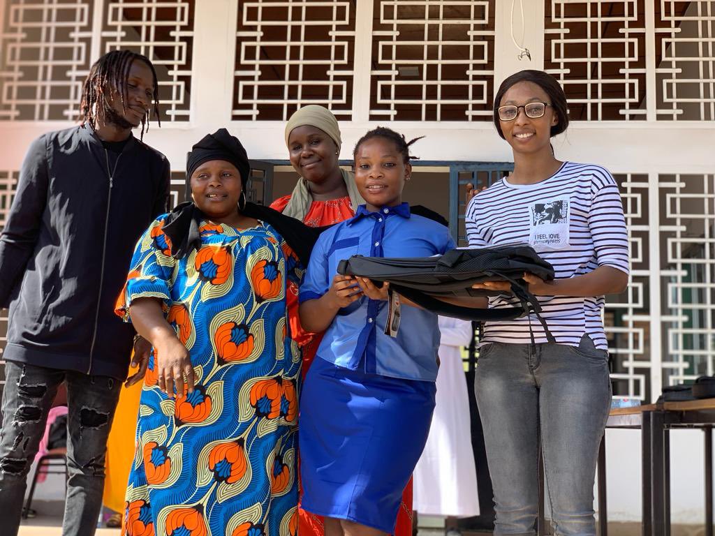 Back to School!
Most students in Guinea will start the new academic year in October, but some of our kids are studying at Harounaya, the English immersion school. These MindLeaps children gathered together with their parents to receive their school supplies at our Center.