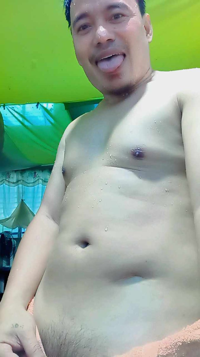 Macrubdacallos's tweet photo. Tara na libog na ako https://t.co/PKWltLhhYr