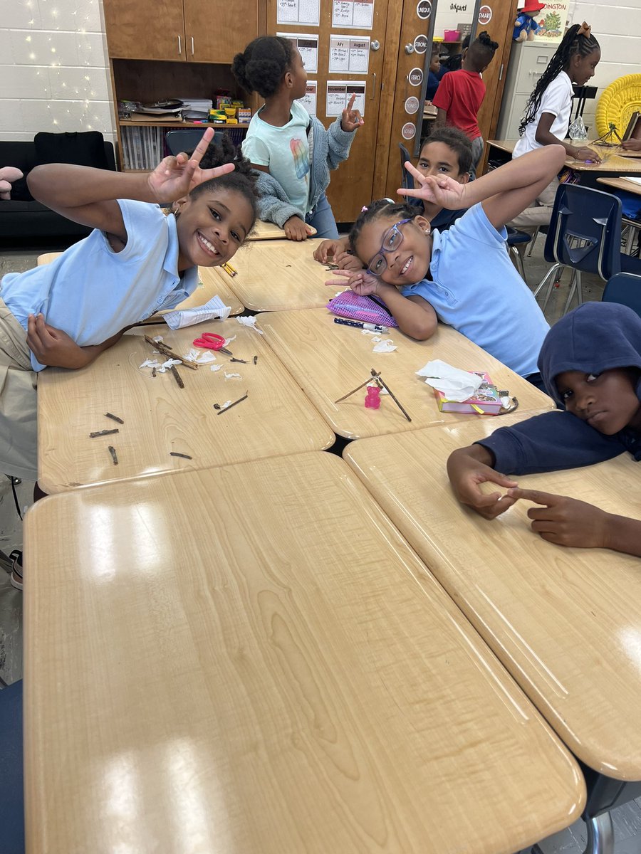 msandrews22's tweet photo. This week we have talked about native Americans and different home styles depending on their region. Today we decided to build our own miniature teepees ⛺️! We worked on teamwork and communication during this process. #learningcanbefun #winningforkids @HFE_HCE https://t.co/MDeZzRFTvN